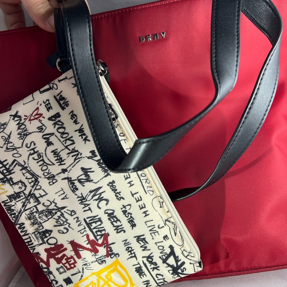 Women’s handbag